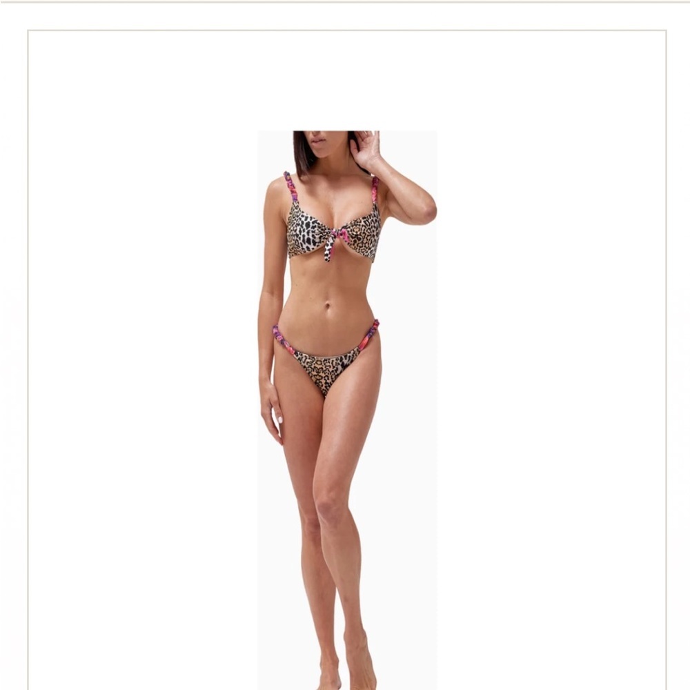 NEW REINA OLGA luca bikini set in leo/pink flowers size reg $189